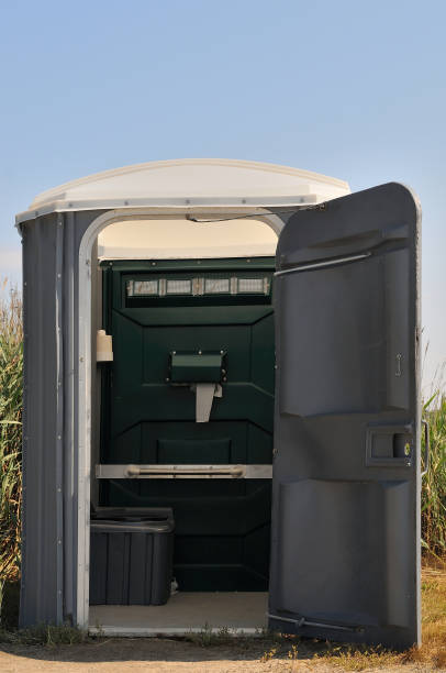 Best Porta potty rental near me  in Randolph, NE
